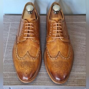 MAGNANNI Wingtip Derbys (Mens Size 9 - Fits like a Size 9.5)